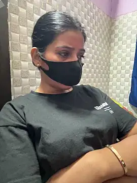 Snapshot of Hot_Jaanvi_ chatting on May 2, 2026, 5:51 pm Hot Jaanvi online show from May 2, 2026, 5:51 pm