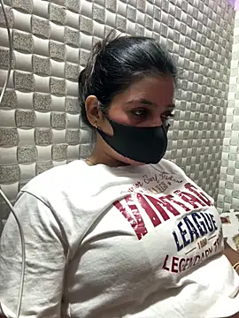 Snapshot of Hot_Jaanvi_ chatting on April 23, 2026, 4:08 pm Hot Jaanvi online show from April 23, 2026, 4:08 pm