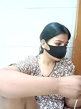 Snapshot of Hot_Jaanvi_ chatting on September 13, 2025, 5:18 am Hot Jaanvi online show from September 13, 2025, 5:18 am