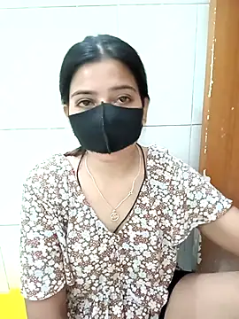 Snapshot of Hot_Jaanvi_ chatting on September 9, 2025, 4:33 am Hot Jaanvi online show from September 9, 2025, 4:33 am