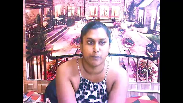 Snapshot of IndianChocolatepie4u chatting on October 3, 2025, 5:31 am IndianChocolatepie4u online show from October 3, 2025, 5:31 am