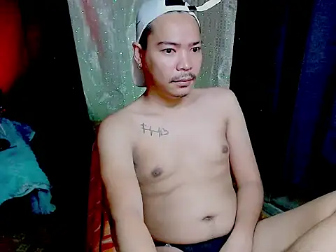 MANIACasianX online show from November 7, 2025, 9:19 pm