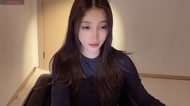 Seraphina-se online show from November 13, 2025, 4:11 pm