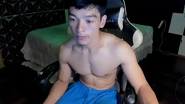 Snapshot of AsianHotBODYY chatting on September 21, 2025, 1:05 pm AsianHotBODYY online show from September 21, 2025, 1:05 pm