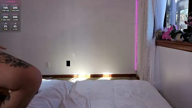 dustbunni0414 online show from April 17, 2026, 1:14 pm