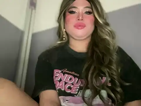 Snapshot of Naughtyrosecum chatting on September 22, 2025, 4:13 pm Naughtyrosecum online show from September 22, 2025, 4:13 pm