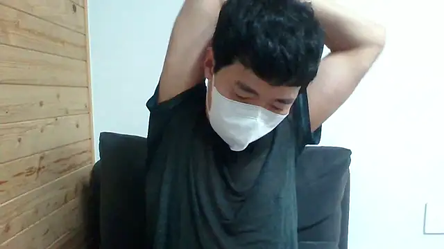 Snapshot of _kinggun_ chatting on October 28, 2025, 1:10 pm  kinggun  online show from October 28, 2025, 1:10 pm