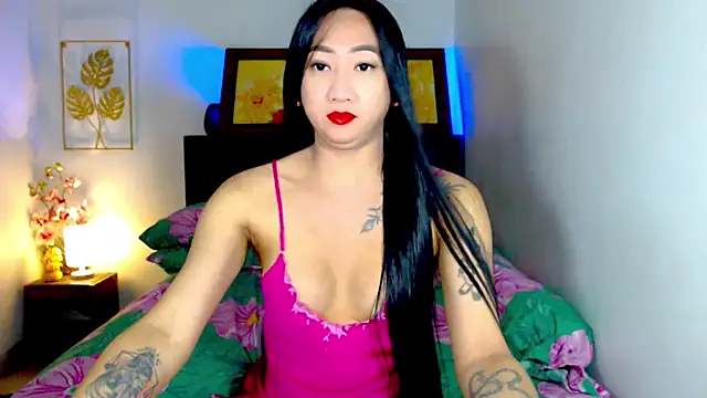 Snapshot of LovelyQueen69 chatting on July 2, 2026, 1:17 am LovelyQueen69 online show from July 2, 2026, 1:17 am