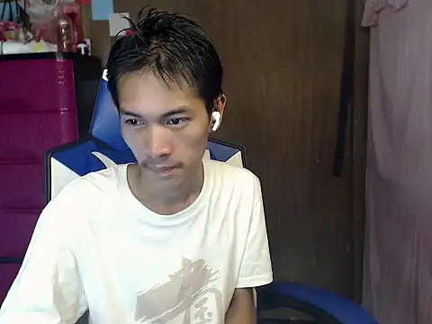 Snapshot of riks_tyler chatting on July 22, 2026, 12:18 pm riks tyler online show from July 22, 2026, 12:18 pm