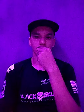 Thpaugrosso online show from November 25, 2025, 3:51 am