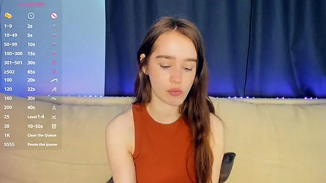 lovelyalivia online show from April 6, 2026, 8:26 am