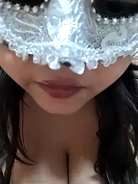 colleen hoover online show from November 7, 2025, 8:02 pm