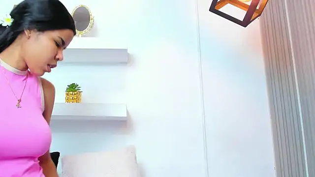 IsabellaMonet online show from March 20, 2026, 2:12 am