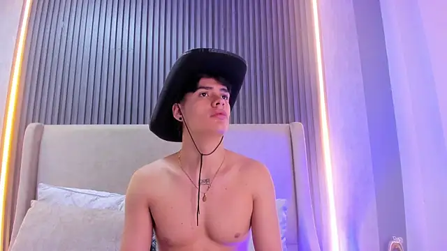 BenitoSaenz online show from November 10, 2025, 11:59 am