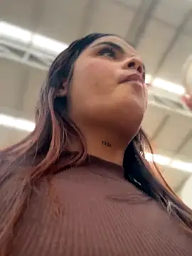 Snapshot of Kaily_Sweet16 chatting on December 21, 2025, 4:08 pm Kaily Sweet16 online show from December 21, 2025, 4:08 pm