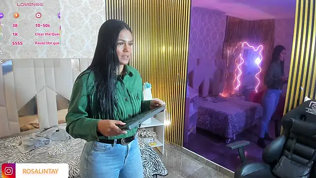 Snapshot of Rosalind_tay chatting on September 17, 2025, 11:34 am Rosalind tay online show from September 17, 2025, 11:34 am