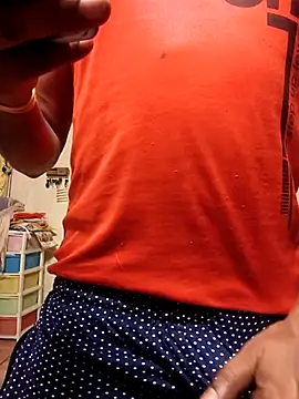 Sunny cute love online show from October 29, 2025, 4:17 pm