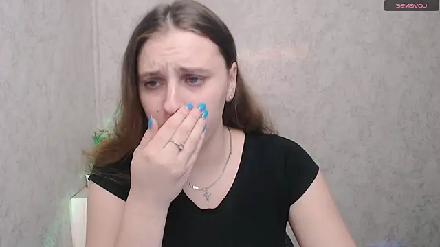 AmandaDimond  online show from March 11, 2026, 12:21 pm