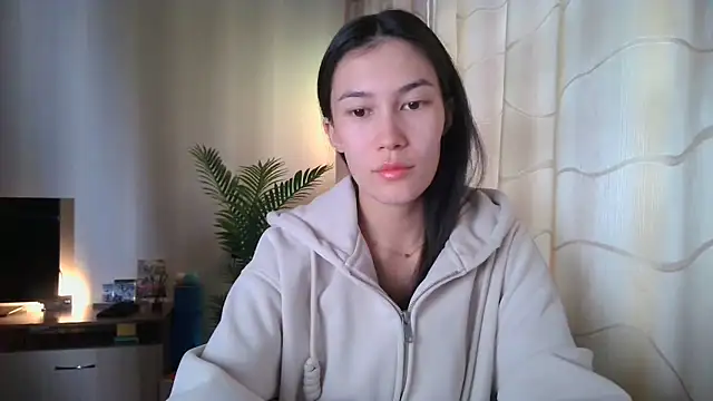 Snapshot of Miotaa chatting on November 8, 2025, 6:28 am Miotaa online show from November 8, 2025, 6:28 am