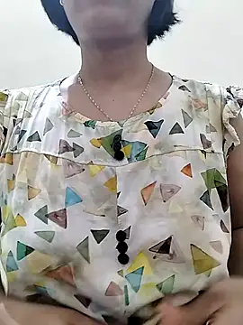 love sexy090 online show from May 9, 2026, 12:36 am