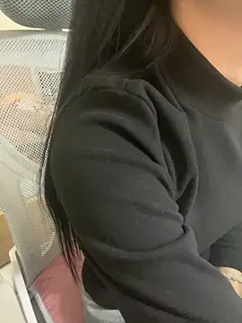 Snapshot of Mina048 chatting on February 3, 2026, 5:38 am Mina048 online show from February 3, 2026, 5:38 am