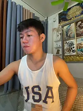 xshyboyx online show from February 8, 2026, 1:47 am