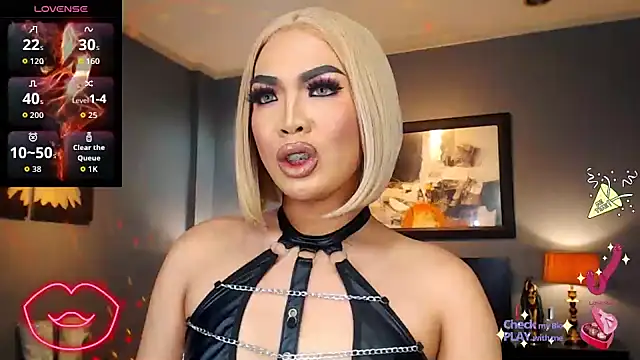 FridaHumphrey online show from September 22, 2025, 5:08 pm