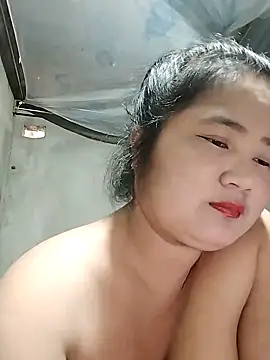 Snapshot of BigBoobs186 chatting on February 3, 2026, 2:53 am BigBoobs186 online show from February 3, 2026, 2:53 am