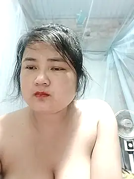 Snapshot of BigBoobs186 chatting on February 26, 2026, 3:45 pm BigBoobs186 online show from February 26, 2026, 3:45 pm