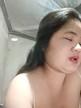 Snapshot of BigBoobs186 chatting on February 12, 2026, 4:12 am BigBoobs186 online show from February 12, 2026, 4:12 am