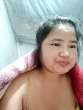 Snapshot of BigBoobs186 chatting on February 4, 2026, 10:05 pm BigBoobs186 online show from February 4, 2026, 10:05 pm