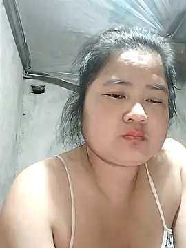 Snapshot of BigBoobs186 chatting on February 6, 2026, 11:50 am BigBoobs186 online show from February 6, 2026, 11:50 am