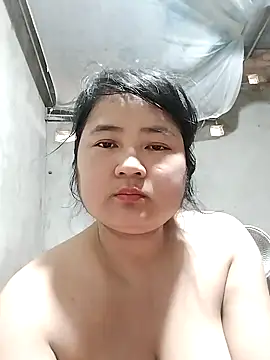 Snapshot of BigBoobs186 chatting on February 10, 2026, 2:21 am BigBoobs186 online show from February 10, 2026, 2:21 am