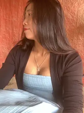 ThiHa003 online show from November 2, 2025, 2:16 am