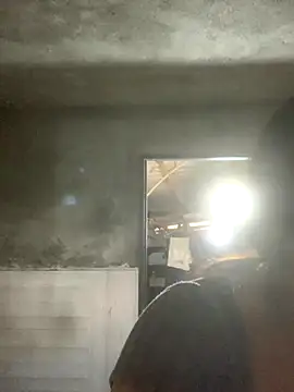 ThiHa003 online show from October 28, 2025, 1:06 am