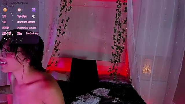 Snapshot of CamiGox chatting on February 5, 2026, 3:46 am CamiGox online show from February 5, 2026, 3:46 am