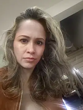 Snapshot of Miasiren chatting on September 30, 2025, 5:19 pm Miasiren online show from September 30, 2025, 5:19 pm