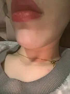 Mimisixo online show from March 17, 2026, 12:46 am