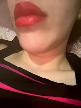 Snapshot of Mimisixo chatting on January 12, 2026, 11:53 pm Mimisixo online show from January 12, 2026, 11:53 pm