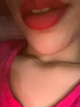 Mimisixo online show from September 29, 2025, 10:48 pm