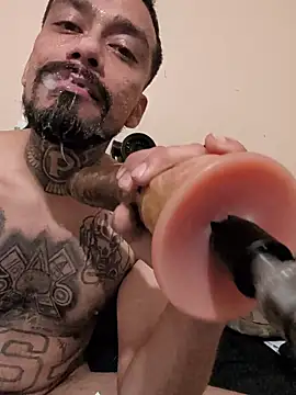 Cnutt310 online show from March 21, 2026, 2:32 pm