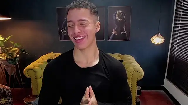 Snapshot of deivid_parker chatting on October 28, 2025, 1:54 pm deivid parker online show from October 28, 2025, 1:54 pm