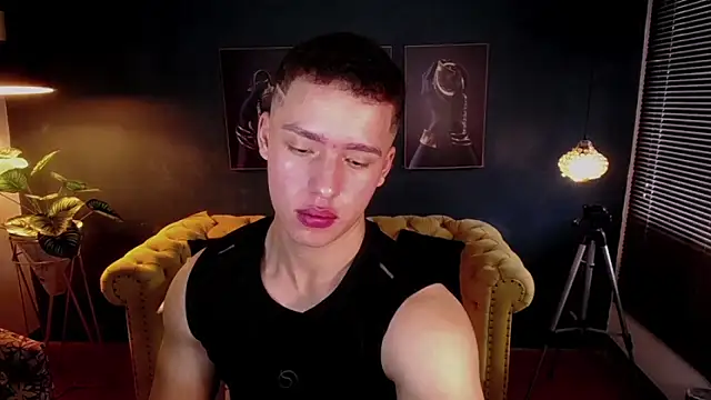 Snapshot of deivid_parker chatting on October 25, 2025, 1:45 pm deivid parker online show from October 25, 2025, 1:45 pm