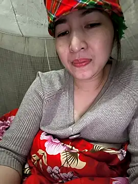 Ariana-Vy online show from December 14, 2025, 12:44 pm