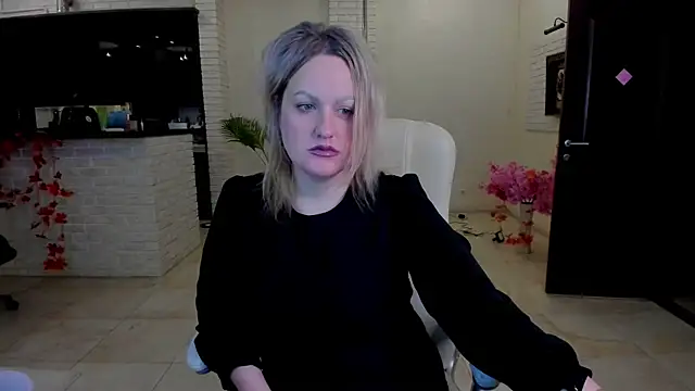 Snapshot of MariemLui chatting on December 3, 2025, 12:37 pm MariemLui online show from December 3, 2025, 12:37 pm