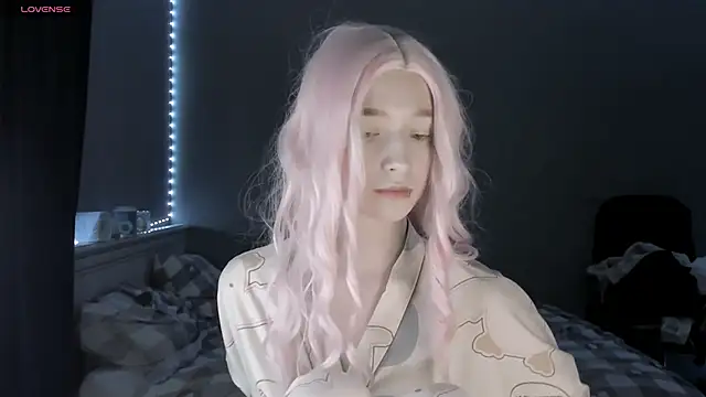 MelissaReis online show from October 19, 2025, 5:05 pm