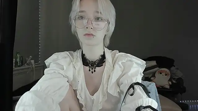 MelissaReis online show from November 15, 2025, 11:58 am