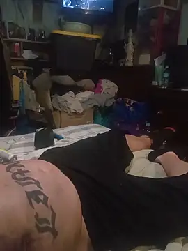 Snapshot of Twoslipperywhenwett chatting on February 14, 2026, 1:22 pm Twoslipperywhenwett online show from February 14, 2026, 1:22 pm