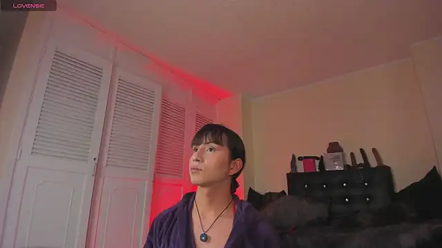 Draculairis online show from September 18, 2025, 2:09 pm