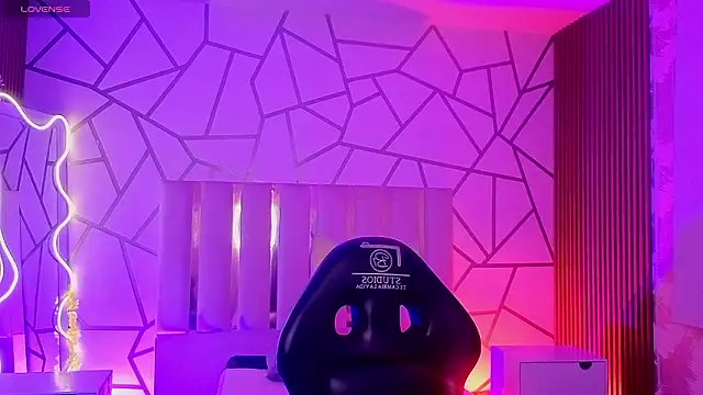 LIHIAN TAY online show from March 30, 2026, 3:19 am